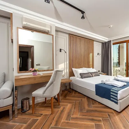 Club Tarhan Serenity Hotel